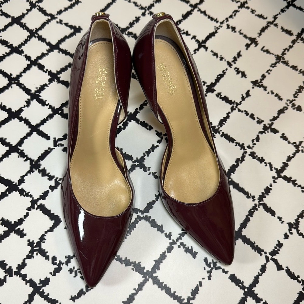 Michael Kors Plum Heels Pump Up Shoes - US Size 7.5 M - EUC